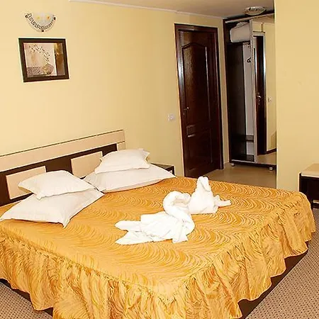 Vila Maritimo Villa *